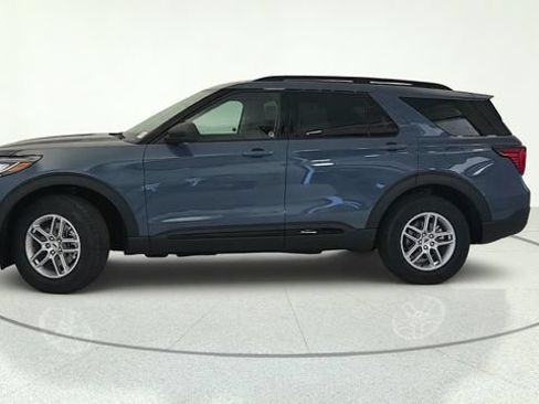 New 2026 Ford Explorer Active AWD/4WD image 2