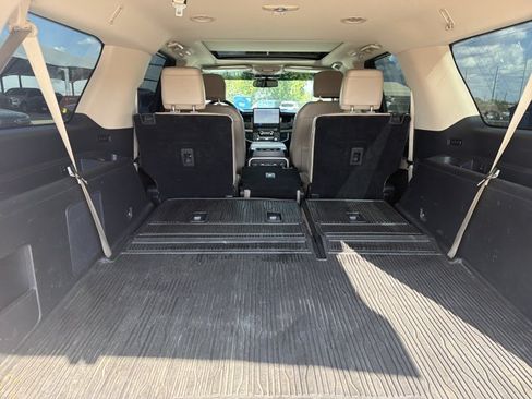 Used 2022 Ford Expedition Max Limited AWD/4WD image 25