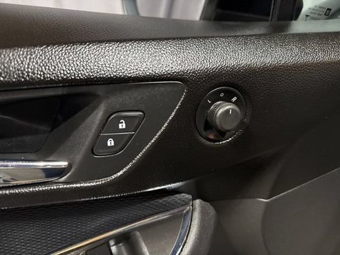 Used 2016 Chevrolet Cruze LT FWD image 4