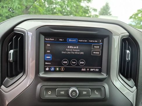 Used 2020 Chevrolet Silverado 1500 Custom Trail Boss w/ Custom Convenience Package AWD/4WD image 10