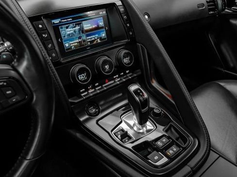 Used 2017 Jaguar F-TYPE S AWD/4WD image 23
