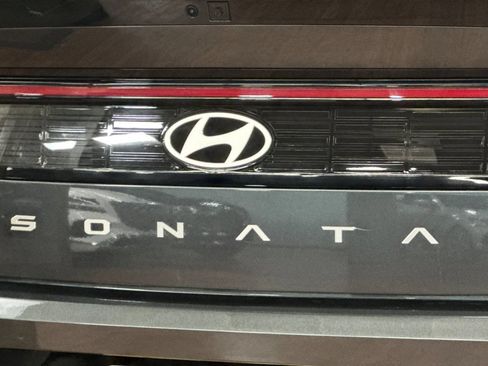 New 2026 Hyundai Sonata SEL FWD image 25