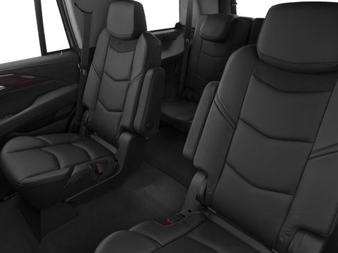 Used 2015 Cadillac Escalade Luxury AWD/4WD image 17