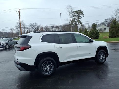Used 2025 GMC Acadia Elevation AWD/4WD image 6
