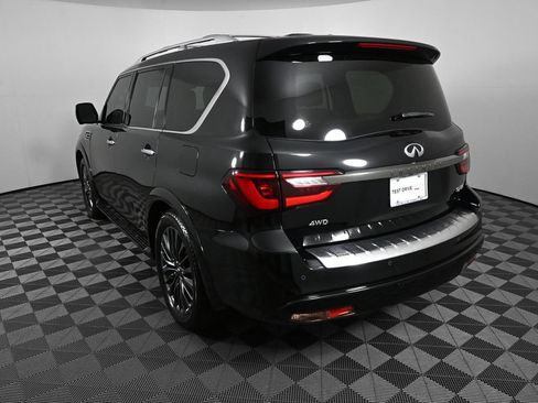 Used 2024 INFINITI QX80 Sensory AWD/4WD image 4