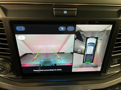 New 2025 Ford F250 Platinum image 12