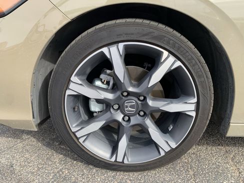 Used 2025 Honda Civic Sport Touring image 39