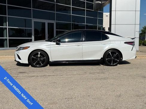 Used 2019 Toyota Camry XSE w/ Navigation Package FWD image 6
