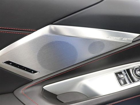 Used 2021 Chevrolet Corvette Stingray Premium Cpe w/ Z51 Performance Package RWD image 18