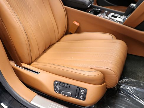 Used 2015 Bentley Flying Spur V8 image 60