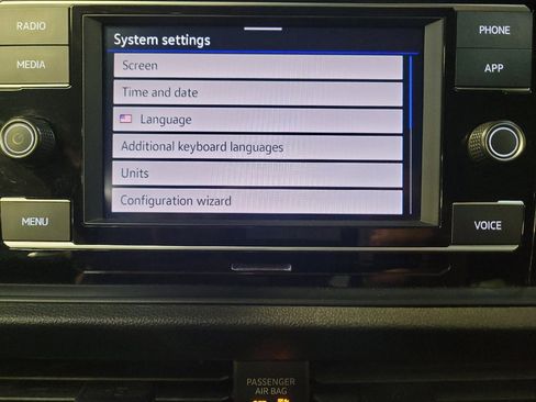 Used 2024 Volkswagen Jetta SE FWD image 25