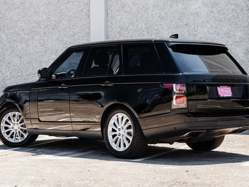 Used 2018 Land Rover Range Rover HSE AWD/4WD image 3