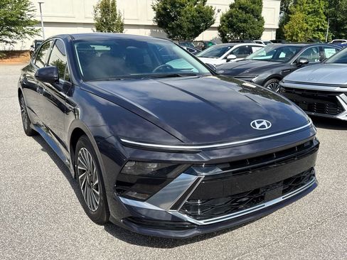 New 2025 Hyundai Sonata SEL image 7
