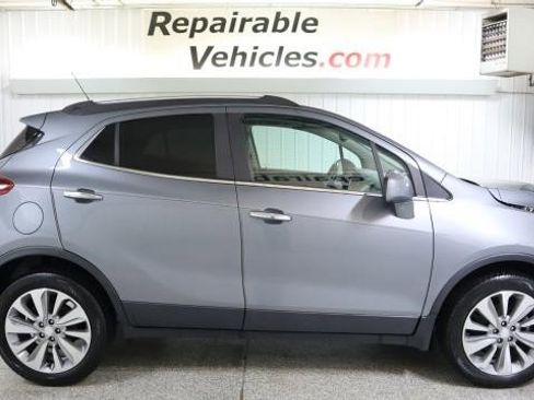 Used 2020 Buick Encore Preferred w/ Safety Package image 4
