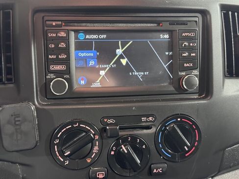 Used 2015 Nissan NV200 SV w/ Technology Package image 18