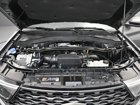 Used 2024 Ford Explorer ST w/ Equipment Group 401A image 12