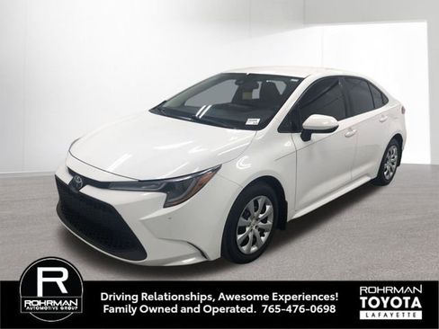 Used 2021 Toyota Corolla LE FWD image 2