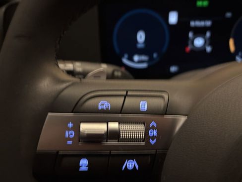 Used 2024 Hyundai Kona SEL w/ Convenience Package image 15