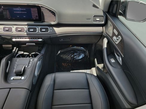 Certified 2024 Mercedes-Benz GLS 450 4MATIC image 16