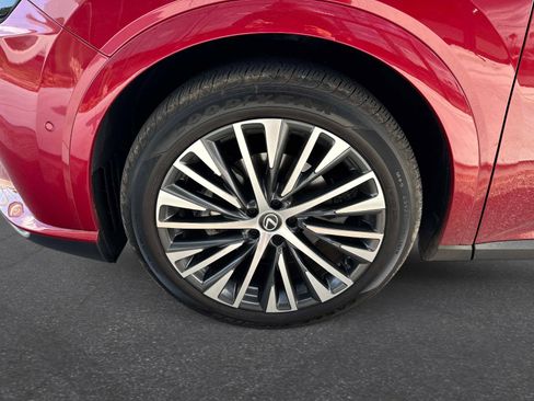 Certified 2025 Lexus RX 350 FWD image 10