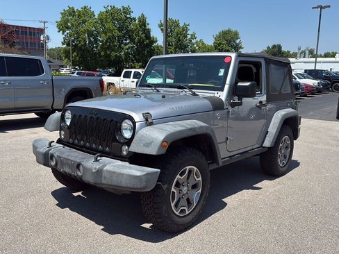 Used 2017 Jeep Wrangler Sport AWD/4WD image 7