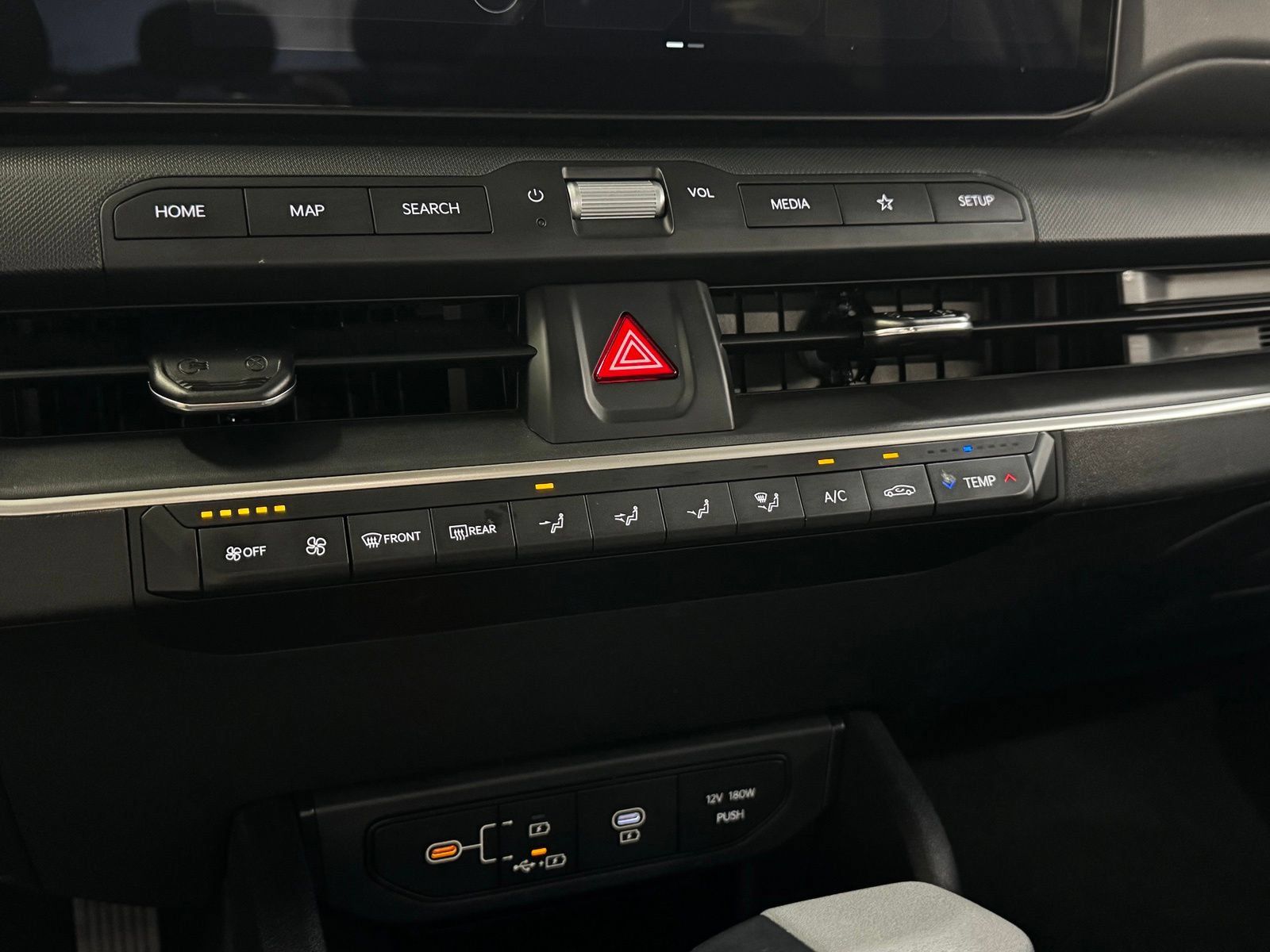 Used 2025 Kia K4 FWD image 17