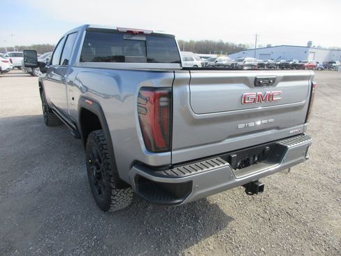 New 2026 GMC Sierra 2500 AT4 image 9