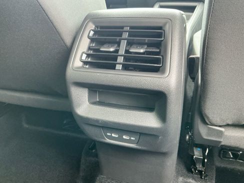 New 2026 Volkswagen Tiguan S image 23