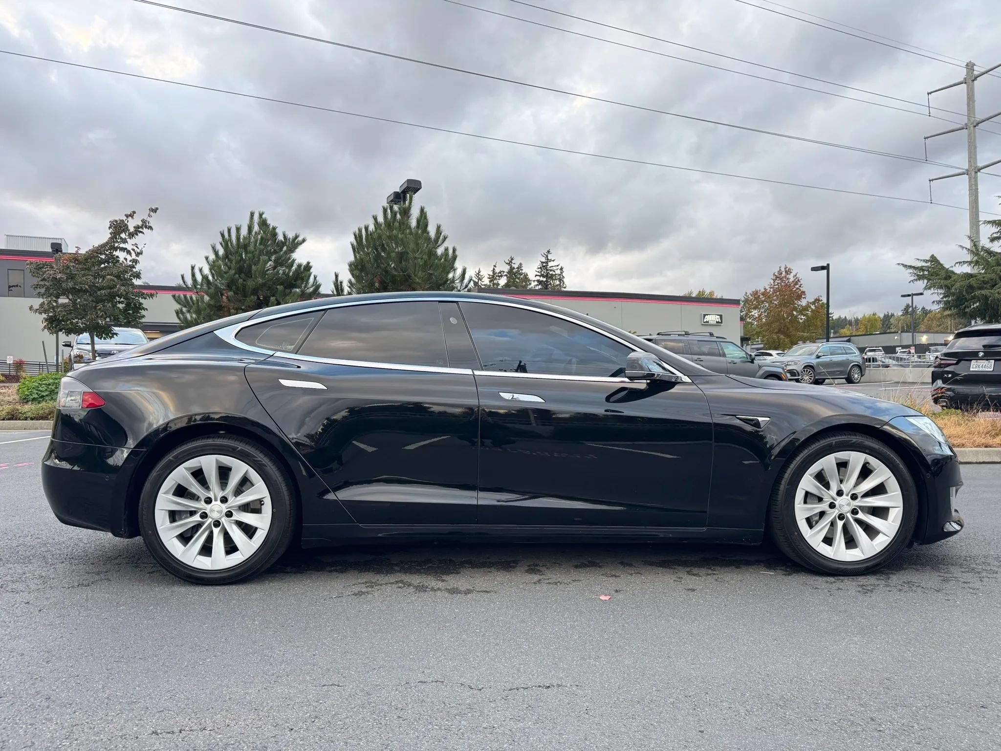 Used 2017 Tesla Model S 75D AWD/4WD image 13