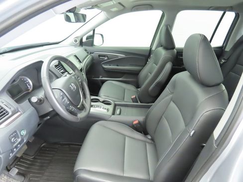 Used 2023 Honda Ridgeline RTL-E image 17