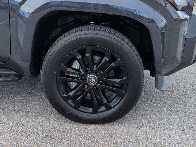 Used 2026 Toyota 4Runner Platinum AWD/4WD image 11