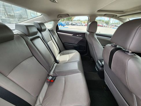 Used 2017 Honda Civic Touring image 11