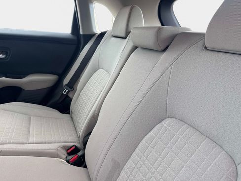 Certified 2025 Honda HR-V LX image 12