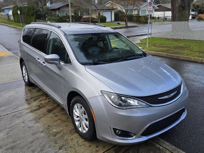 Used 2017 Chrysler Pacifica Touring-L