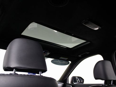 Used 2023 Hyundai Palisade Calligraphy image 21