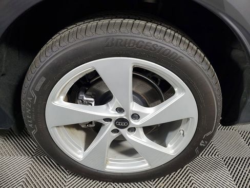 New 2025 Audi Q5 Prestige image 11