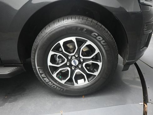Used 2023 Ford Expedition Max XLT AWD/4WD image 25