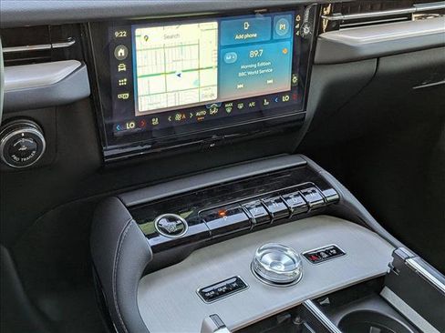 New 2025 Lincoln Navigator L Reserve image 12