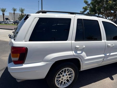 Used 2002 Jeep Grand Cherokee Limited AWD/4WD image 3