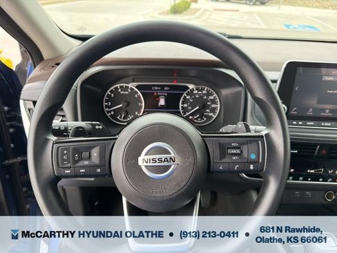 Used 2021 Nissan Rogue SV FWD image 6
