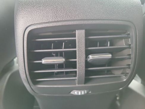 Used 2023 Ford Escape Platinum AWD/4WD image 27