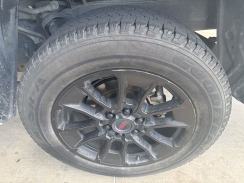 Used 2023 Toyota Tundra SR5 AWD/4WD image 13