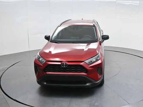 Used 2021 Toyota RAV4 LE w/ Carpet Mat Package (TMS) FWD image 39