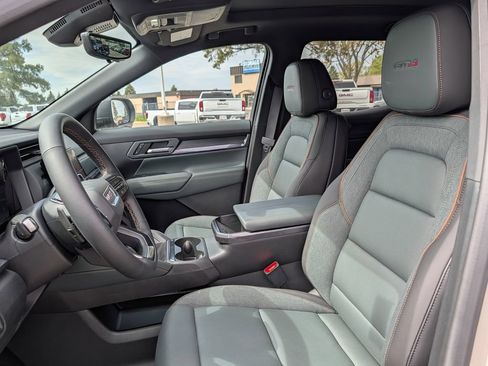 New 2026 GMC Terrain AT4 w/ Convenience Package III AWD/4WD image 39
