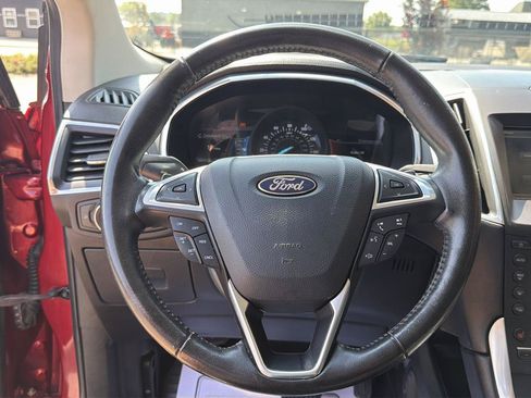 Used 2015 Ford Edge Titanium AWD/4WD image 10