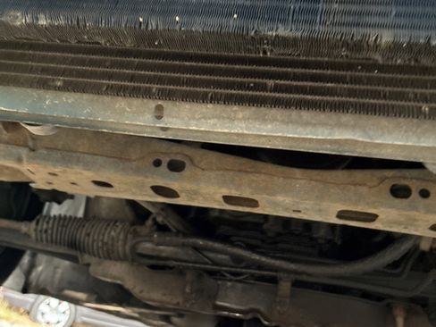 Used 2005 Ford Mustang Deluxe image 27