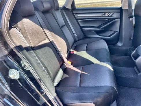 Used 2019 Honda Accord LX image 14
