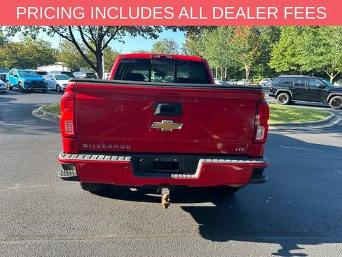 Used 2017 Chevrolet Silverado 1500 LTZ Z71 w/ LTZ Plus Package AWD/4WD image 7