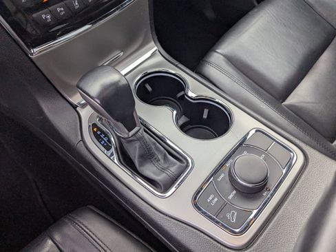 Certified 2022 Jeep Grand Cherokee Limited w/ Tech Group image 20