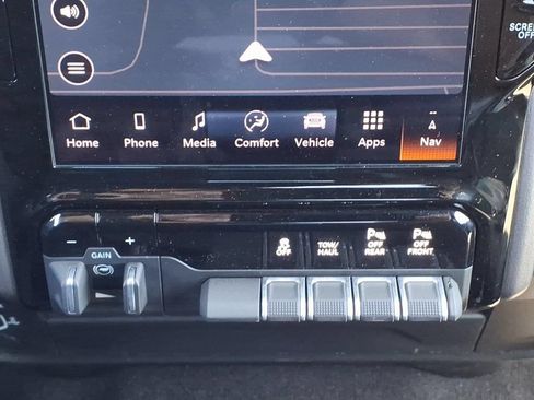Used 2026 RAM 2500 Big Horn AWD/4WD image 26